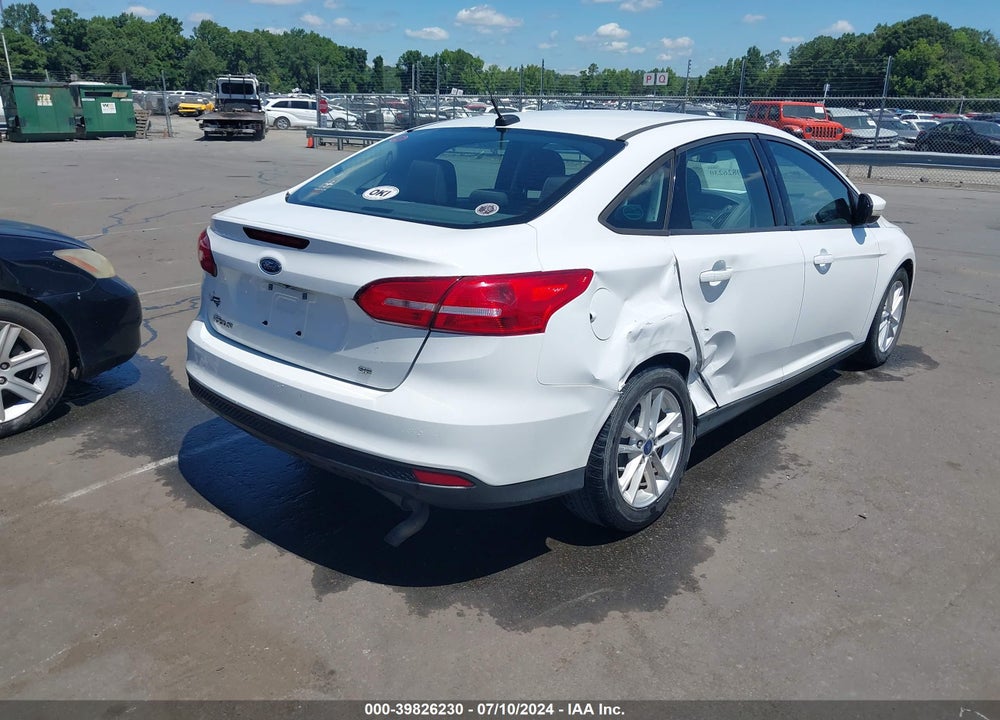 2015 FORD FOCUS SE VIN: 1FADP3F29FL201450