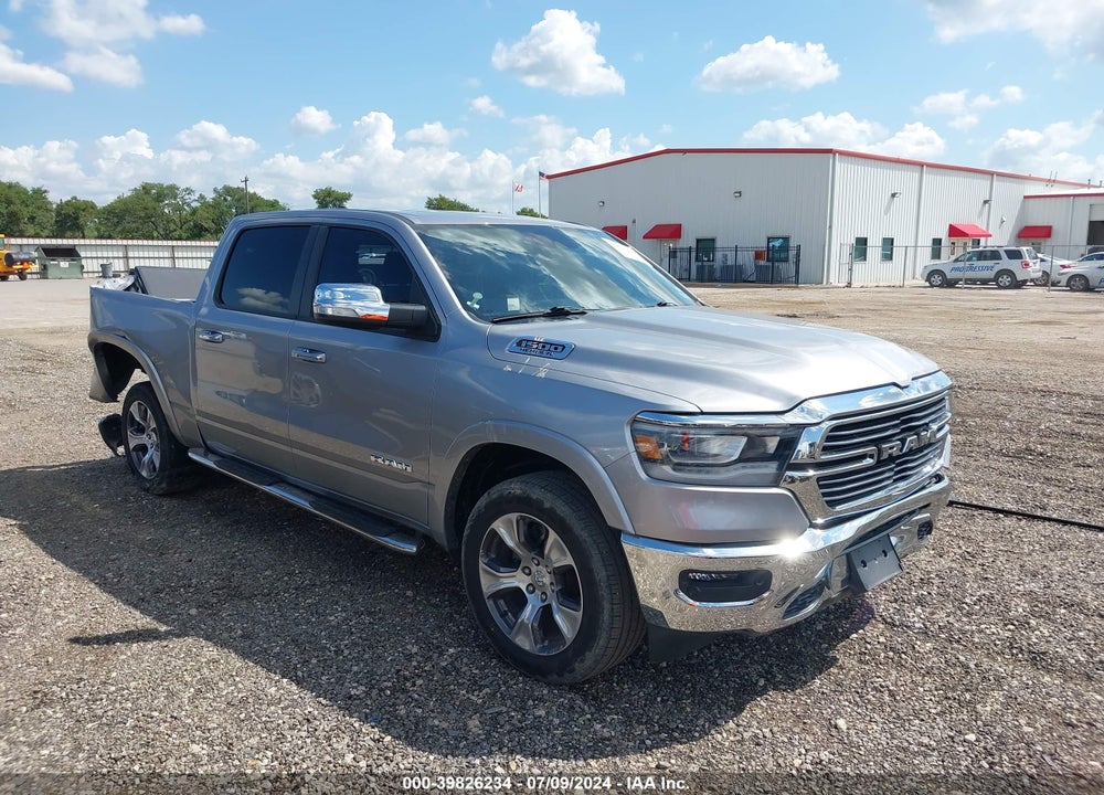 2022 RAM 1500 LAIE  4X4 5'7 BOX VIN: 1C6SRFJTXNN204686