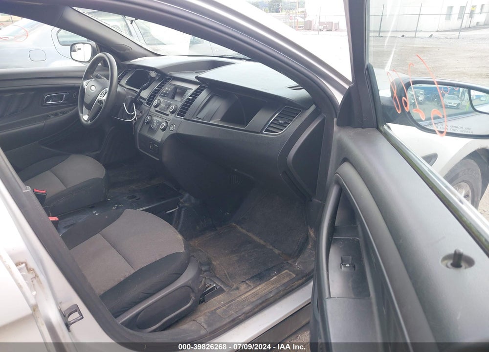2013 FORD POLICE INTERCEPTOR VIN: 1FAHP2M82DG158210