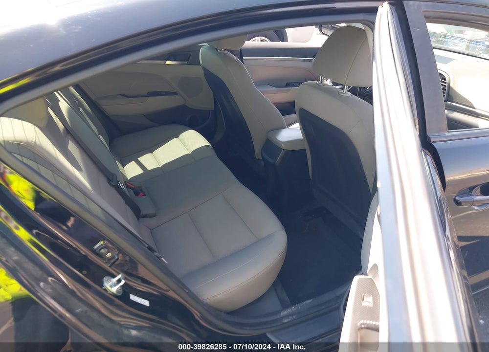 2019 HYUNDAI ELANTRA SE VIN: KMHD74LF0KU847385