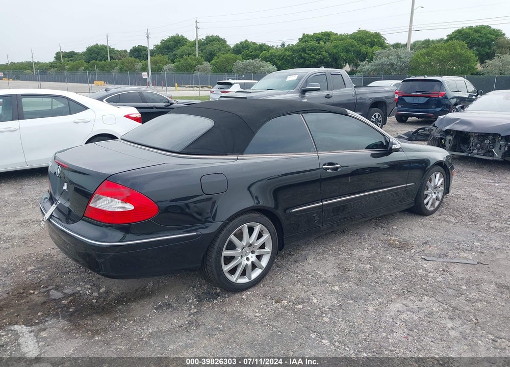 2007 MERCEDES-BENZ CLK 350 VIN: WDBTK56FX7F218405