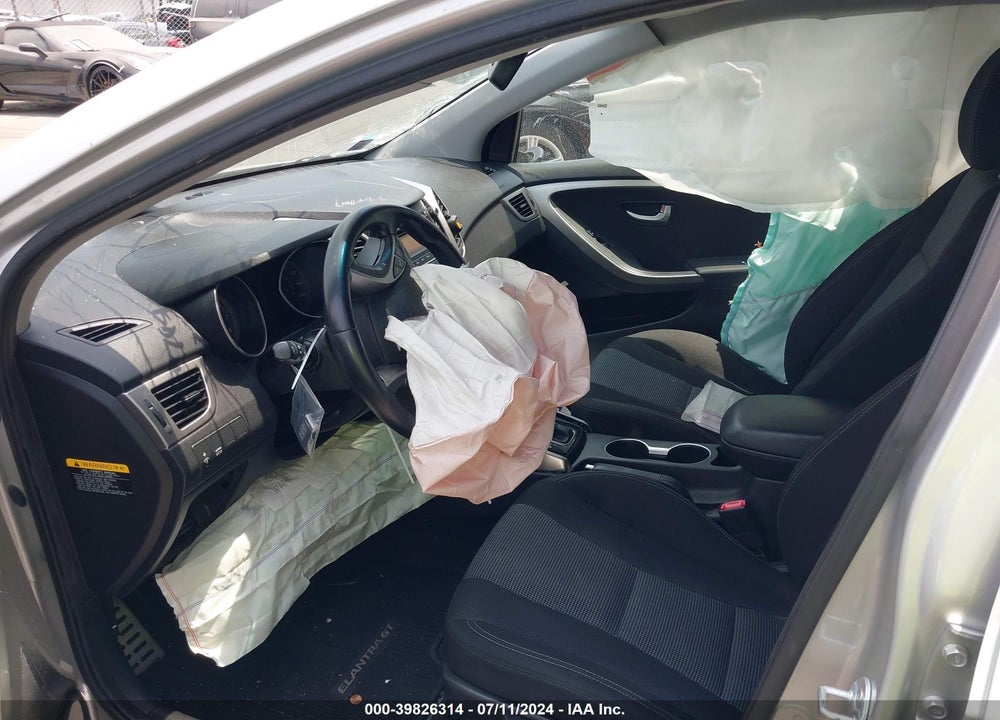 2013 HYUNDAI ELANTRA GT VIN: KMHD35LE1DU105671