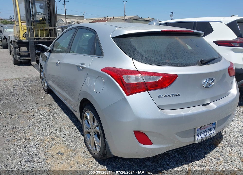 2013 HYUNDAI ELANTRA GT VIN: KMHD35LE1DU105671