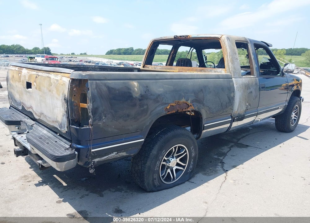1994 CHEVROLET GMT-400 K1500 VIN: 1GCEK19K2RE303324