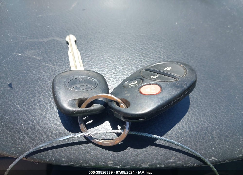 2006 TOYOTA CAMRY SOLARA SE VIN: 4T1FA38PX6U092273