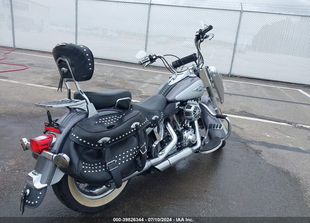 2014 HARLEY-DAVIDSON FLSTC HERITAGE SOFTAIL CLASSIC VIN: 1HD1BWV13EB013614