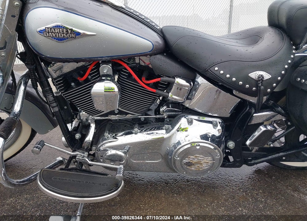 2014 HARLEY-DAVIDSON FLSTC HERITAGE SOFTAIL CLASSIC VIN: 1HD1BWV13EB013614