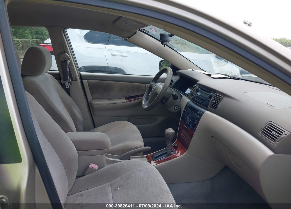 2005 TOYOTA COROLLA LE VIN: 1NXBR32E35Z348380