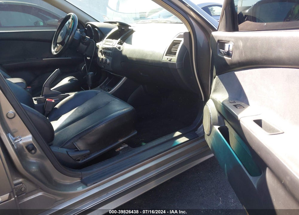 2005 NISSAN ALTIMA 3.5 SL VIN: 1N4BL11D35N918784