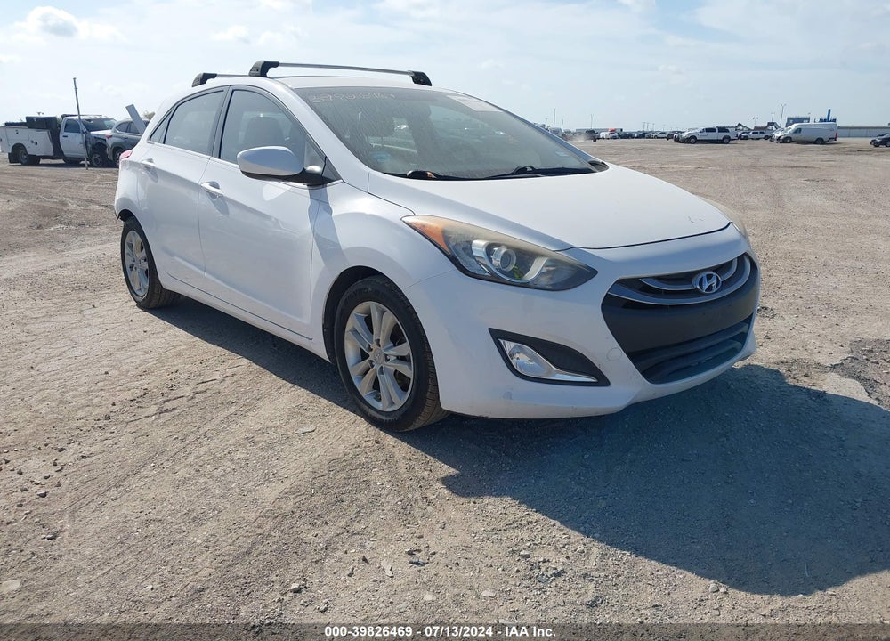 2013 HYUNDAI ELANTRA GT VIN: KMHD35LE8DU084074