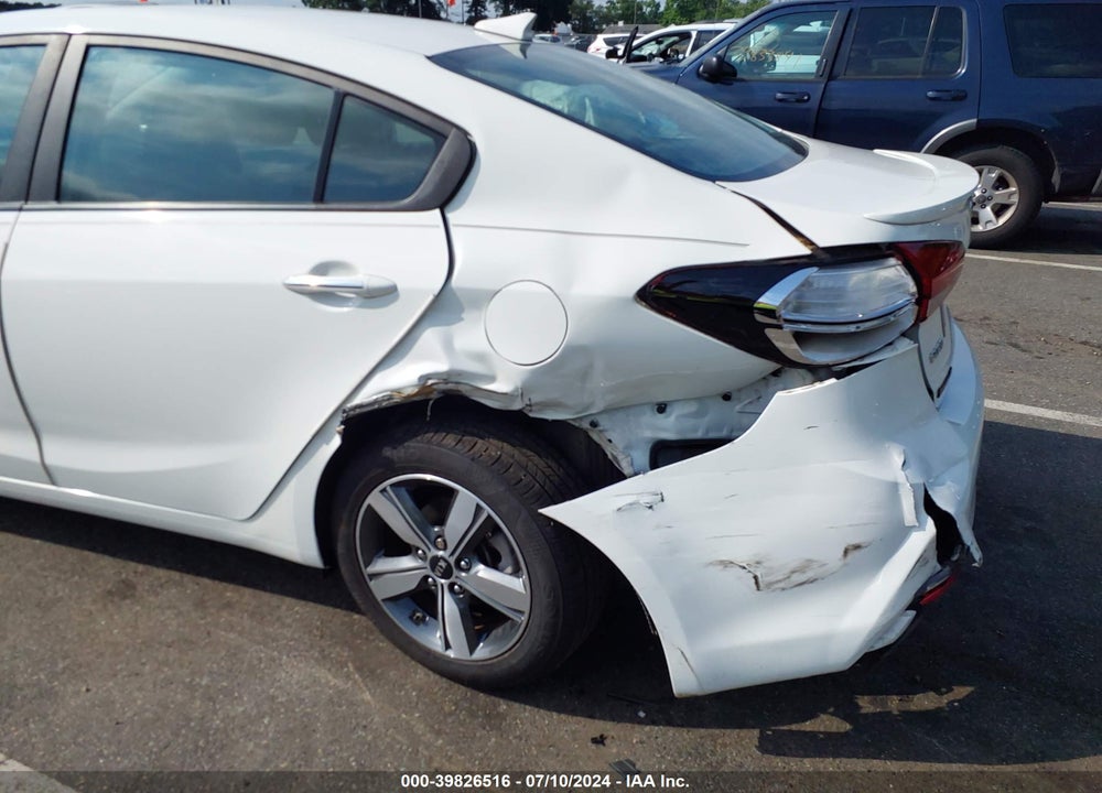 2018 KIA FORTE S VIN: 3KPFL4A77JE165766