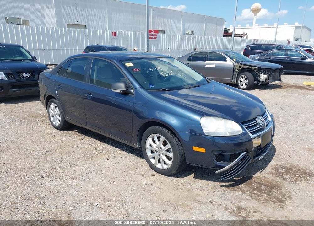 2010 VOLKSWAGEN JETTA LIMITED EDITION VIN: 3VWAX7AJ3AM093012