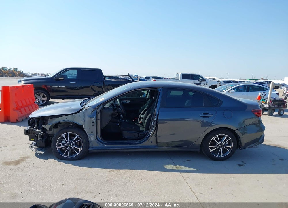 2023 KIA FORTE VIN: 3KPF24AD1PE667836