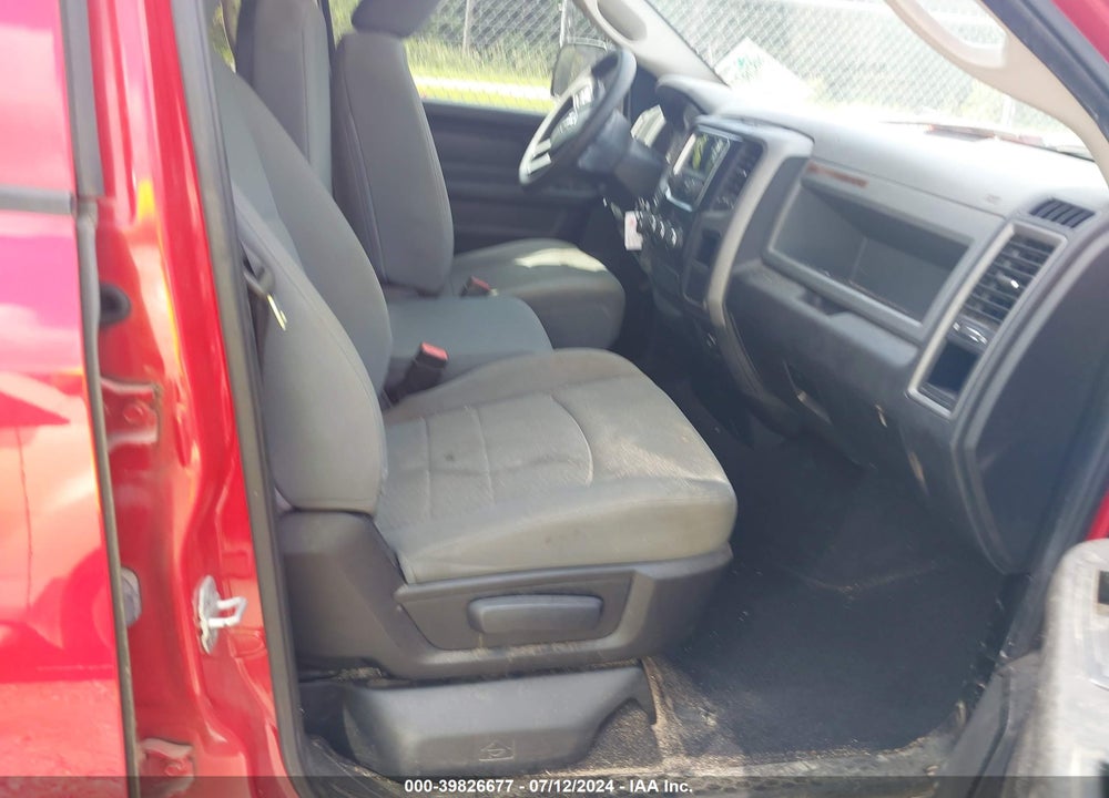 2013 RAM 1500 VIN: 1C6RR6FG0DS562213