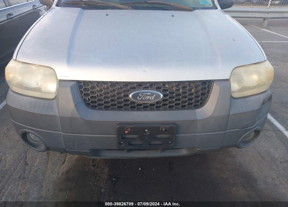2005 FORD ESCAPE XLS VIN: 1FMYU02Z35KD99559