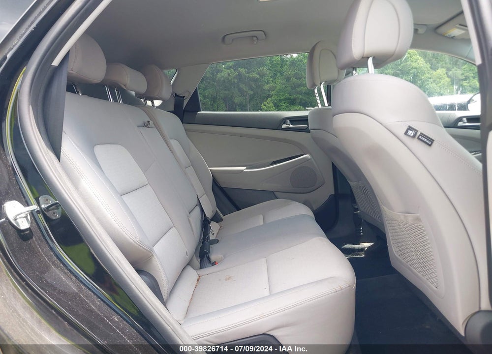 2017 HYUNDAI TUCSON SE VIN: KM8J23A41HU414728