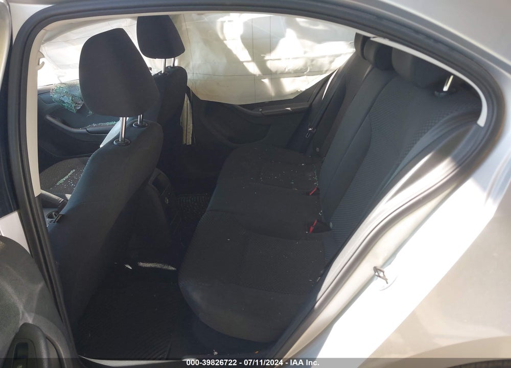2014 VOLKSWAGEN JETTA 2.0L S VIN: 3VW1K7AJ8EM414529