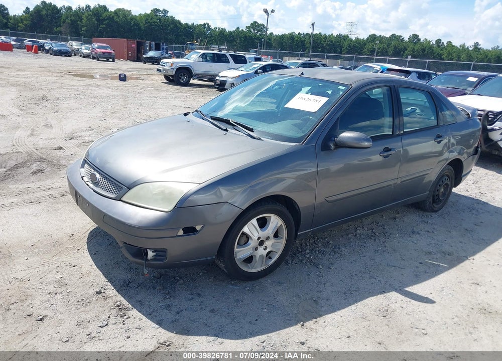 2005 FORD FOCUS ZX4 VIN: 1FAHP38Z15W212709