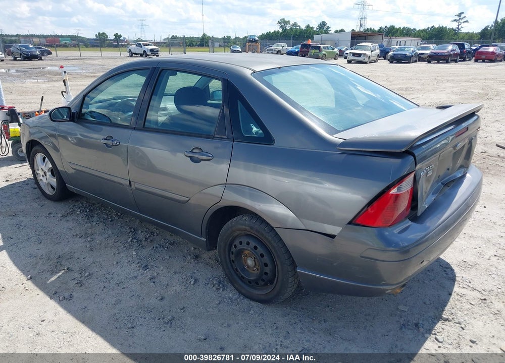 2005 FORD FOCUS ZX4 VIN: 1FAHP38Z15W212709