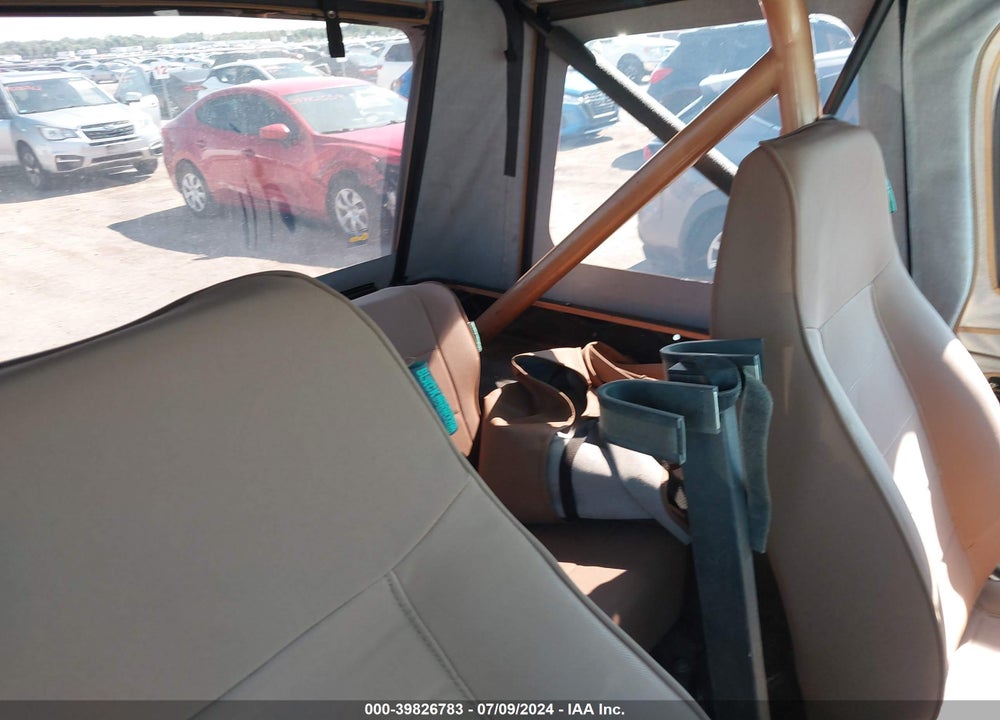 1984 JEEP CJ7 VIN: 1JCCM87E6ET100335