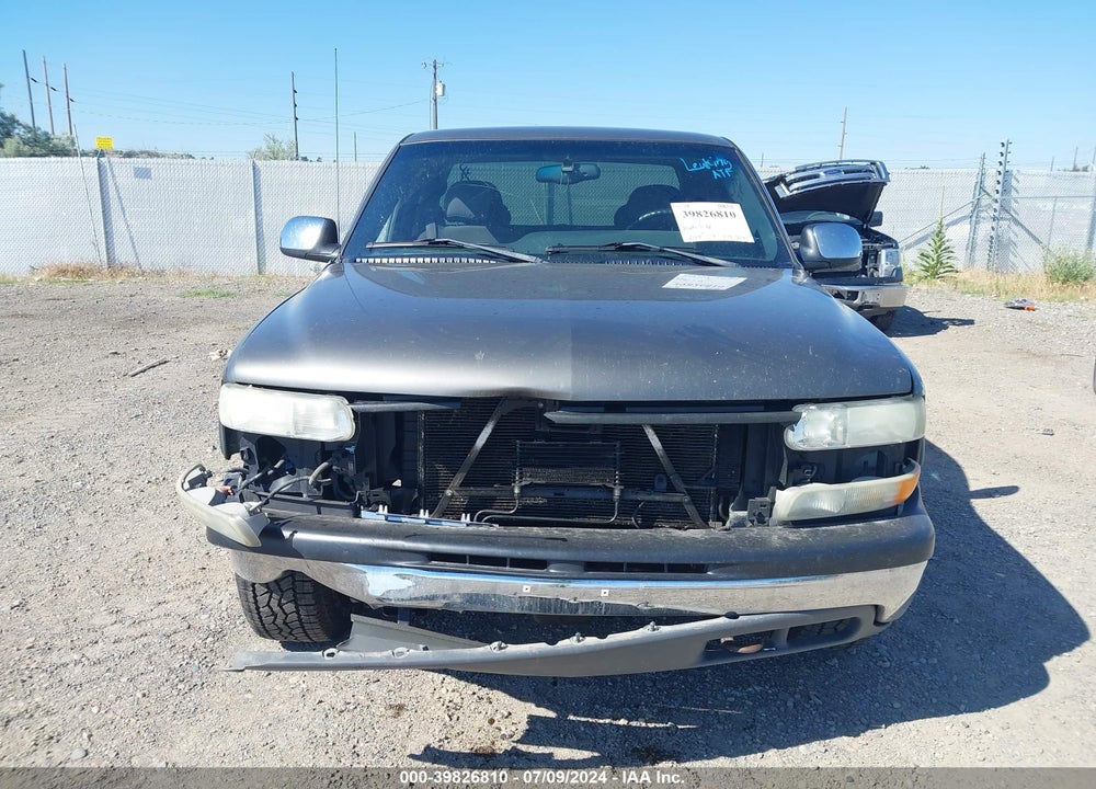 2002 CHEVROLET SILVERADO 1500 LS VIN: 2GCEK19TX21262098
