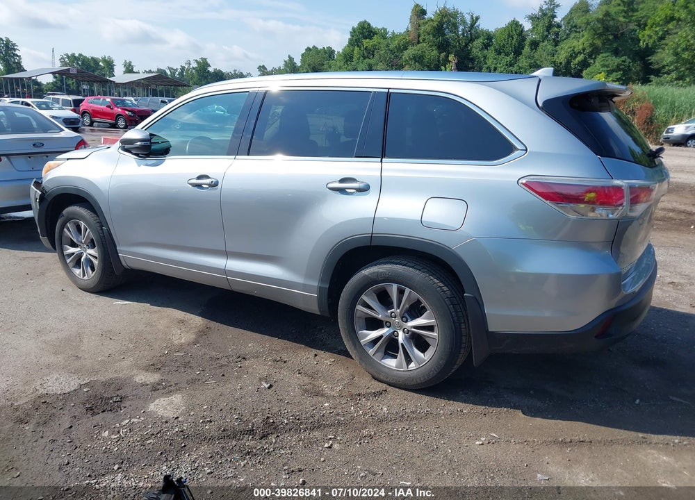 2014 TOYOTA HIGHLANDER XLE V6 VIN: 5TDJKRFH3ES022868