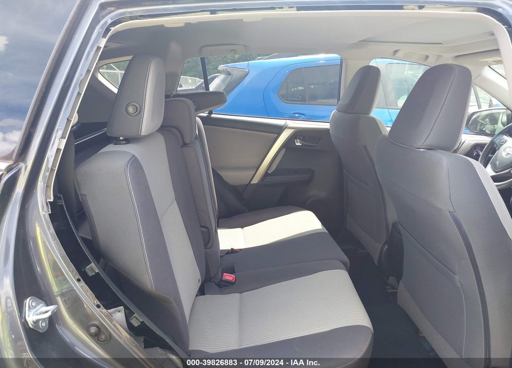 2015 TOYOTA RAV4 XLE VIN: JTMRFREV1FD129977