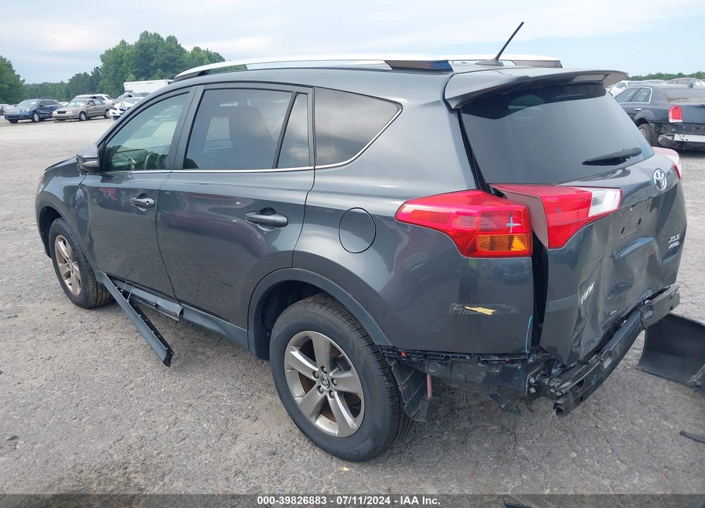 2015 TOYOTA RAV4 XLE VIN: JTMRFREV1FD129977