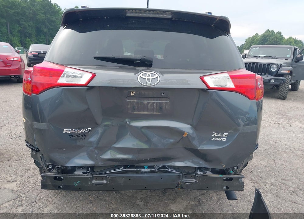 2015 TOYOTA RAV4 XLE VIN: JTMRFREV1FD129977