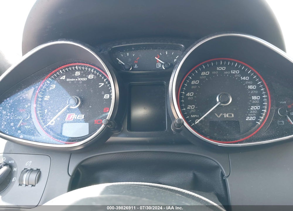 2014 AUDI R8 5.2 VIN: WUAENAFG7EN000446