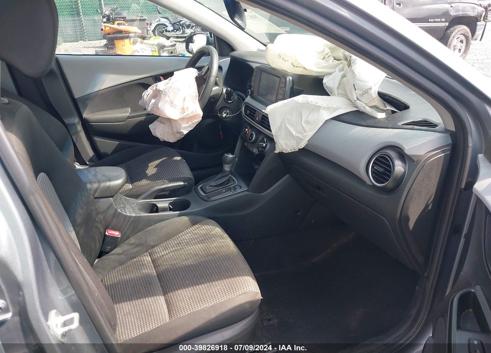 2021 HYUNDAI KONA SE VIN: KM8K1CAA8MU675121