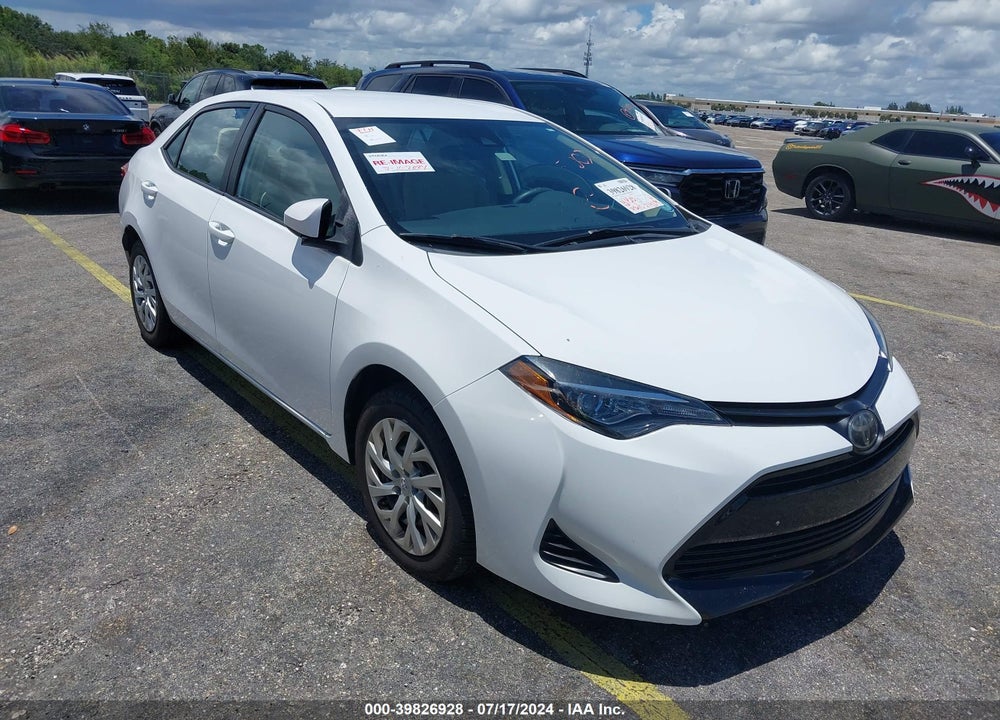 2019 TOYOTA COROLLA LE VIN: 5YFBURHEXKP930157