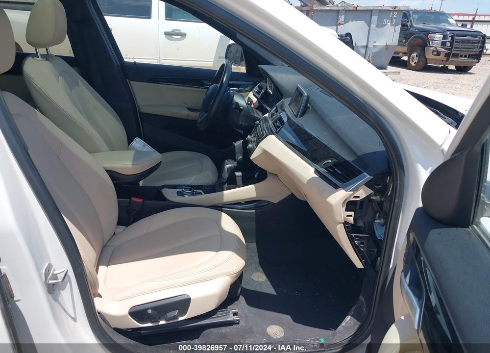 2016 BMW X1 XDRIVE28I VIN: WBXHT3C34G5E55163