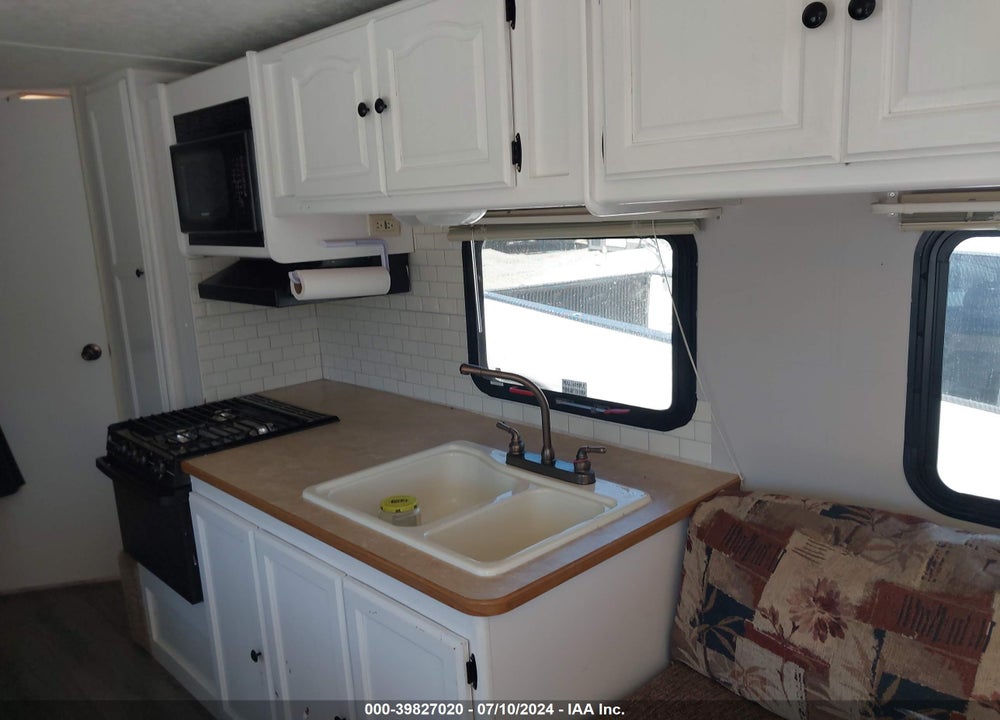 2008 KEYSTONE RV PASSPORT VIN: 4YDT2802186410240