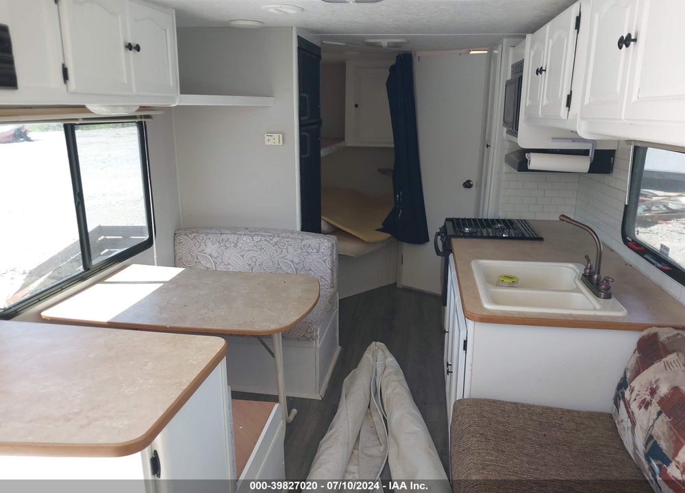 2008 KEYSTONE RV PASSPORT VIN: 4YDT2802186410240