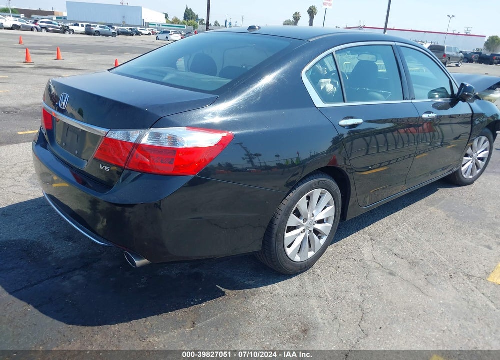 2013 HONDA ACCORD EX-L V-6 VIN: 1HGCR3F83DA022397
