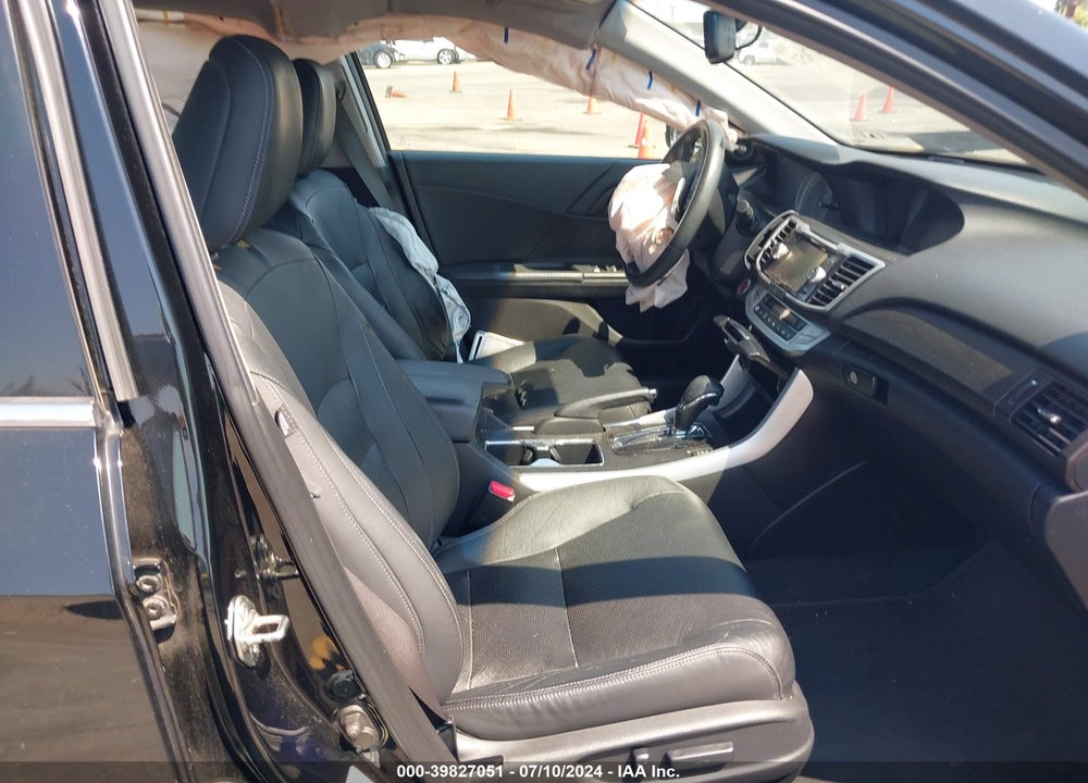 2013 HONDA ACCORD EX-L V-6 VIN: 1HGCR3F83DA022397