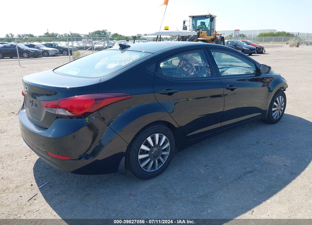 2016 HYUNDAI ELANTRA SE VIN: 5NPDH4AE3GH760478