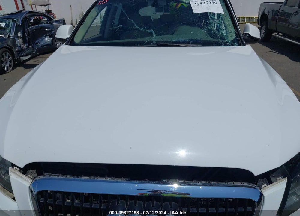 2010 AUDI Q5 3.2 PREMIUM VIN: WA1LKAFP6AA112891