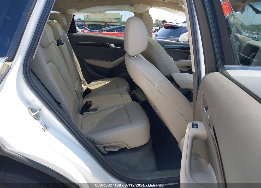 2010 AUDI Q5 3.2 PREMIUM VIN: WA1LKAFP6AA112891