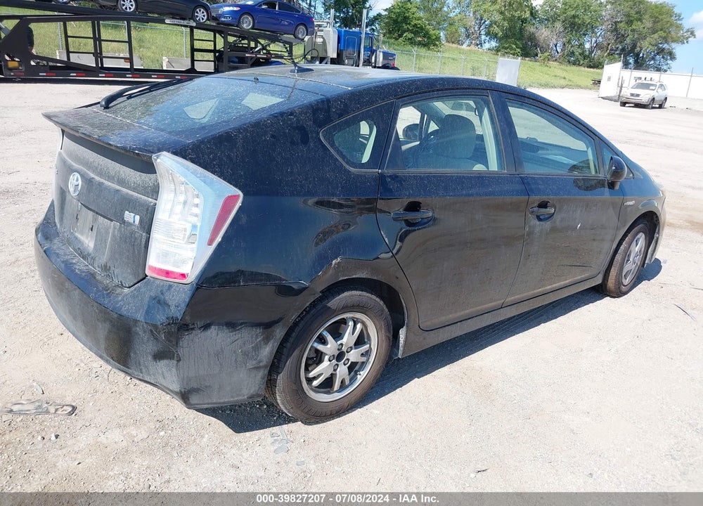 2011 TOYOTA PRIUS TWO VIN: JTDKN3DU0B1408407