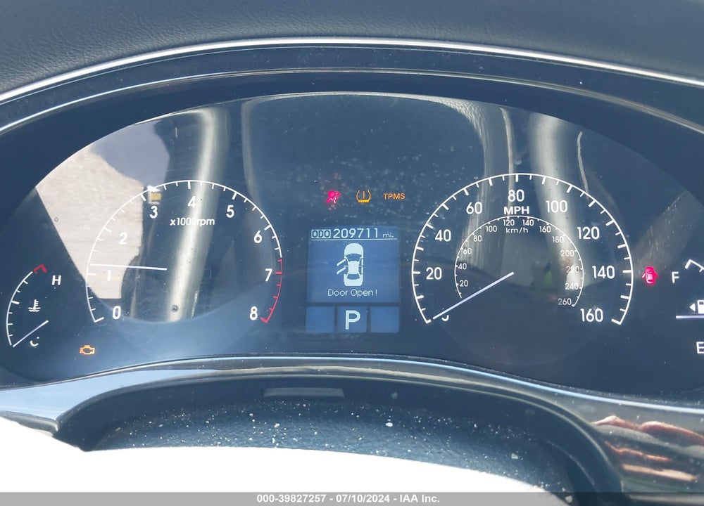 2012 HYUNDAI GENESIS VIN: KMHGC4DDXCU191719