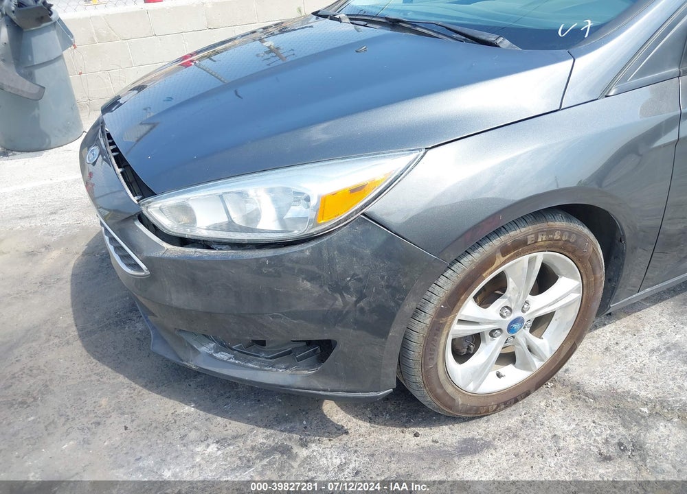 2017 FORD FOCUS S VIN: 1FADP3E21HL254888