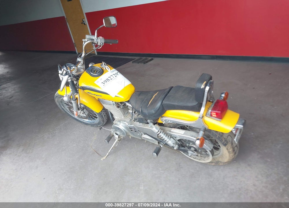 2000 SUZUKI LS650 P VIN: JS1NP41A8Y2101085
