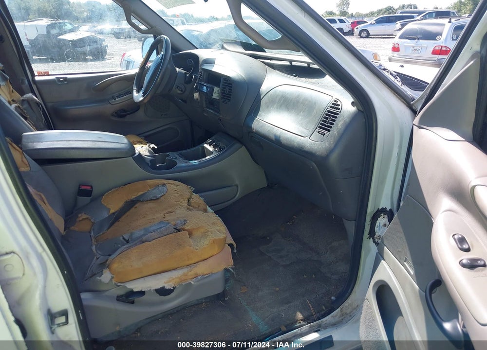 2002 FORD EXPEDITION EDDIE BAUER VIN: 1FMRU17L72LA21667