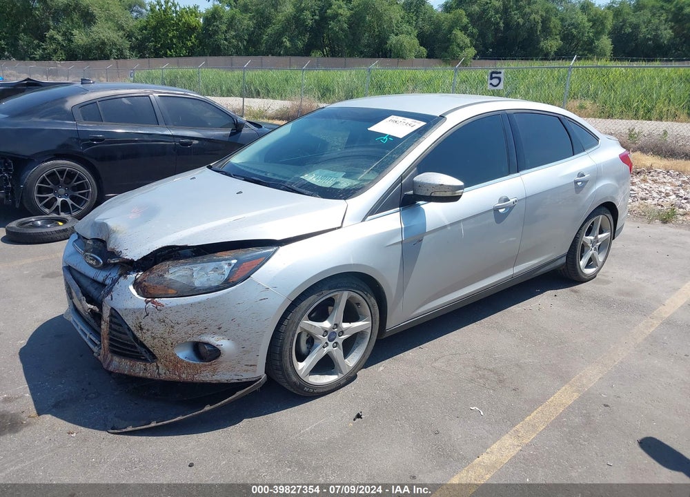 2014 FORD FOCUS TITANIUM VIN: 1FADP3J23EL321623