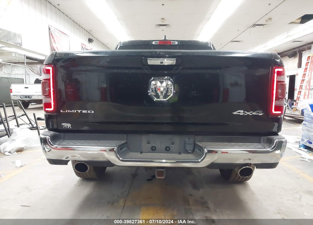 2019 RAM 1500 LIMITED 4X4 5'7 BOX VIN: 1C6SRFHT5KN906657