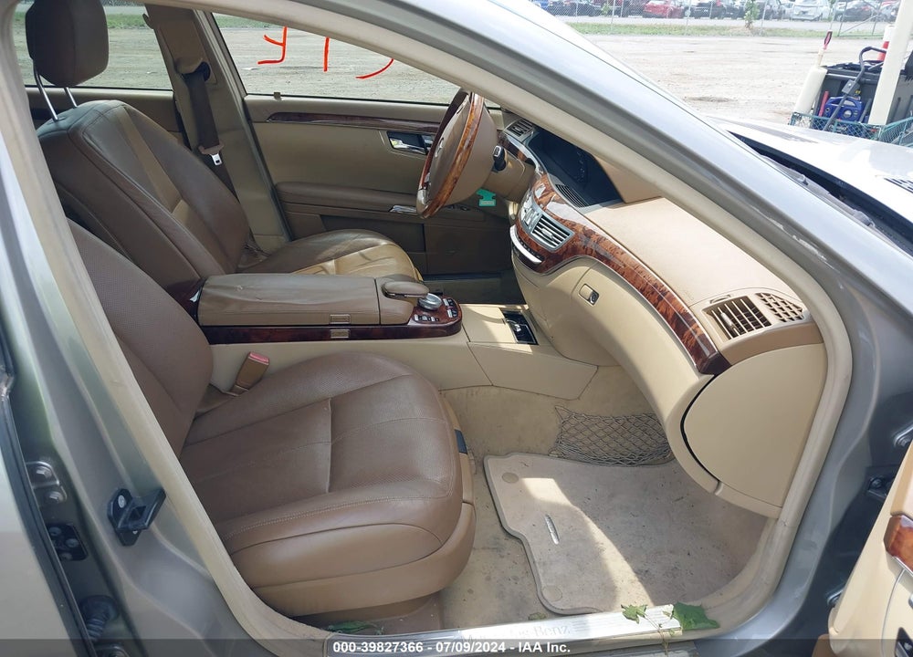 2008 MERCEDES-BENZ S 550 4MATIC VIN: WDDNG86X18A159691