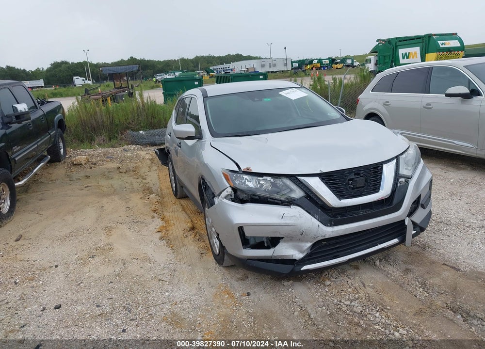 2019 NISSAN ROGUE S VIN: 5N1AT2MT8KC824210
