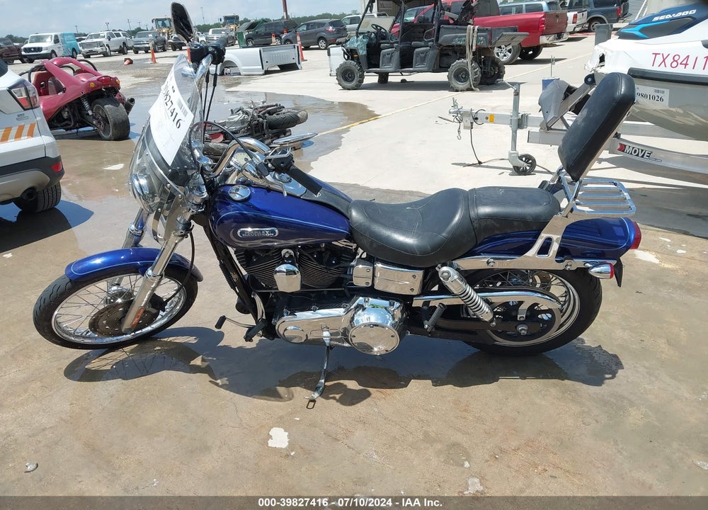 2007 HARLEY-DAVIDSON FXDWG VIN: 1HD1GP4377K308163